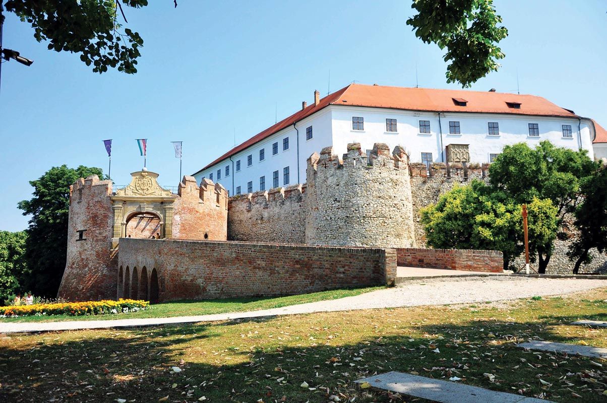 Maďarsko - Harkány - Hotel Forrás ***